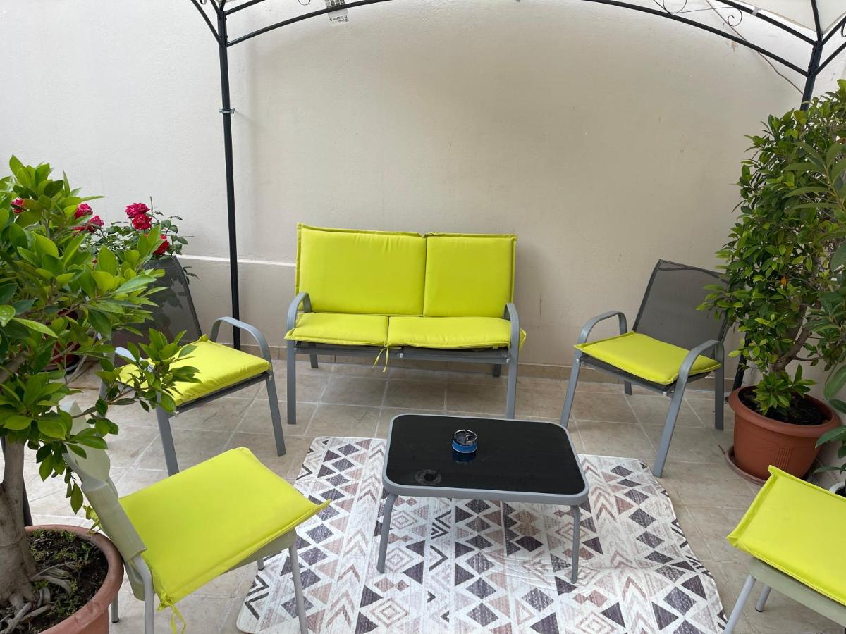 Cozy Minimal Apartment Pireus Exteriér fotografie