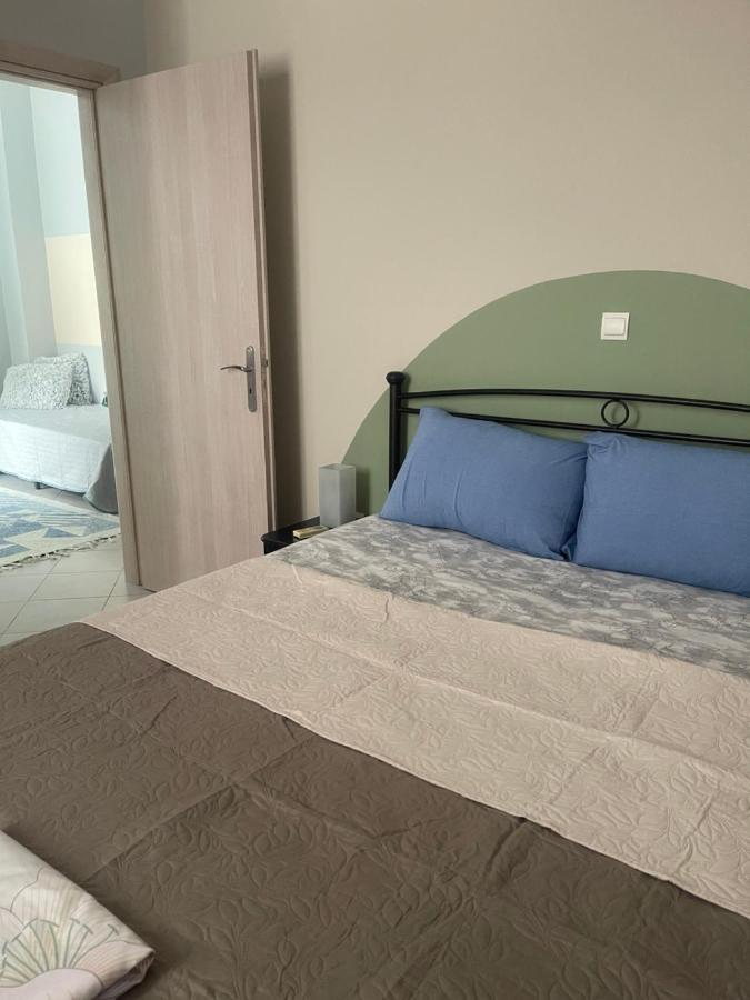 Cozy Minimal Apartment Pireus Exteriér fotografie