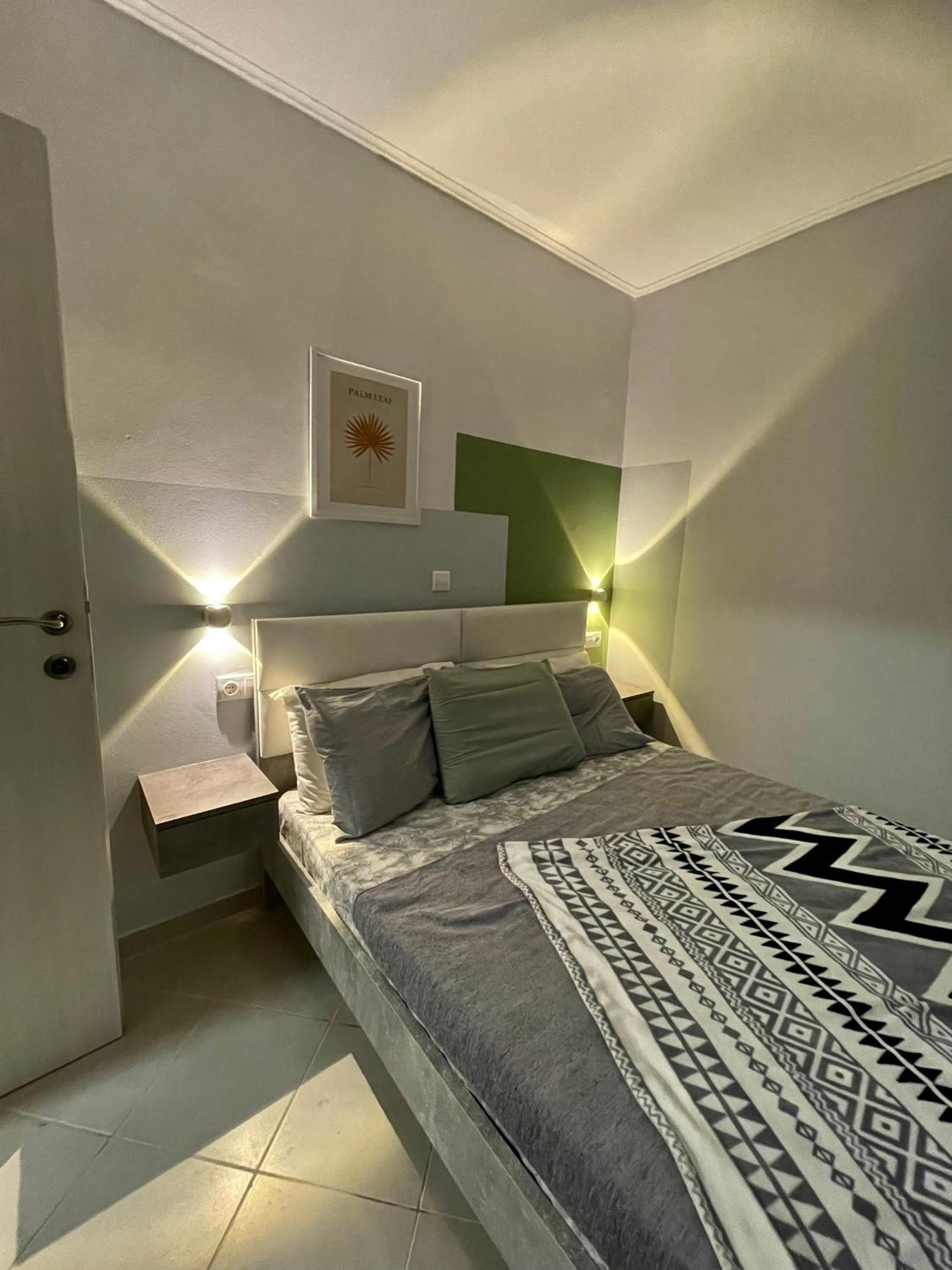 Cozy Minimal Apartment Pireus Exteriér fotografie